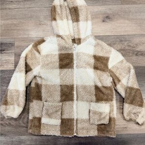 SHEIN Plaid Fleece Kids Jacket in Cream and Brown